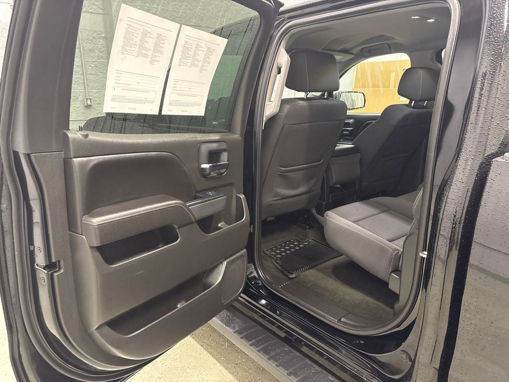 Used 2017 Chevrolet Silverado 1500 LT w/ All Star Edition AWD/4WD image 33