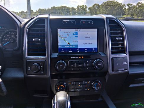 Used 2020 Ford F150 XLT w/ Equipment Group 302A Luxury AWD/4WD image 16