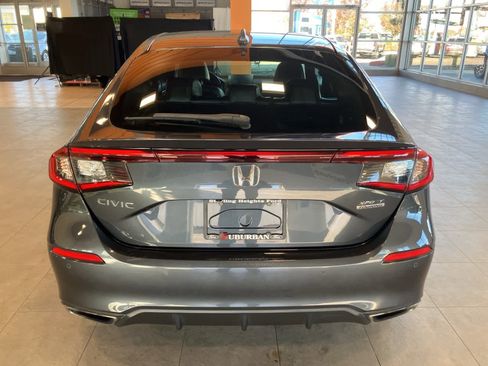 Used 2022 Honda Civic Sport Touring image 6