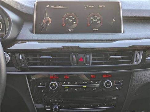 Used 2014 BMW X5 xDrive35d image 12