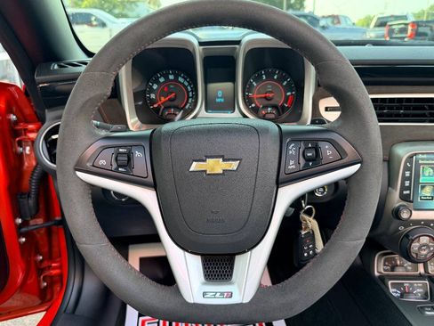 Used 2013 Chevrolet Camaro ZL1 RWD image 31