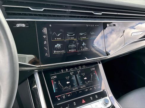 Used 2022 Audi Q7 3.0T Prestige w/ Prestige Package AWD/4WD image 7