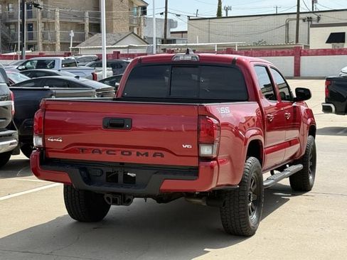 Used 2023 Toyota Tacoma SR AWD/4WD image 4