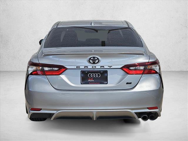 Used 2021 Toyota Camry SE FWD image 5