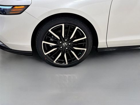 New 2026 Honda Accord Touring image 30