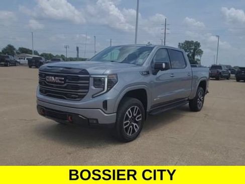 Certified 2026 GMC Sierra 1500 AT4 w/ AT4 Premium Package AWD/4WD image 4