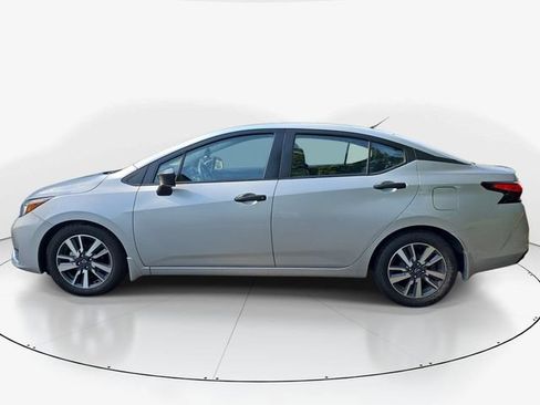 Used 2023 Nissan Versa S w/ S Plus Package FWD image 9