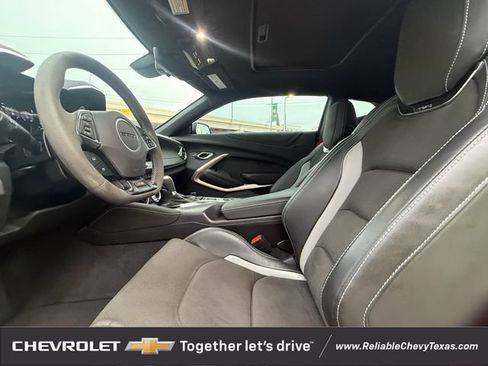 Used 2023 Chevrolet Camaro SS RWD image 28