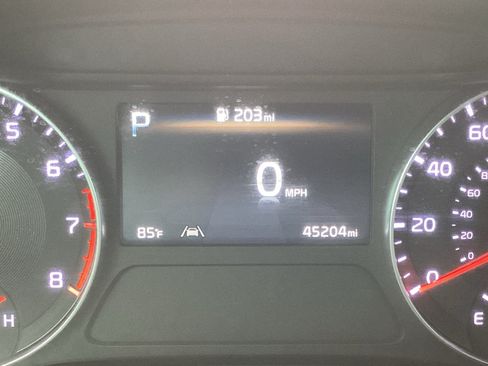 Used 2024 Kia Forte LXS FWD image 3