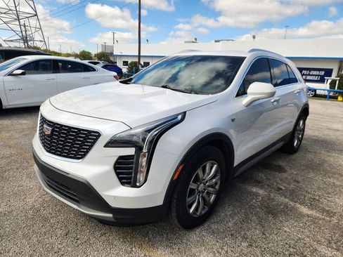 Used 2019 Cadillac XT4 Premium Luxury image 3
