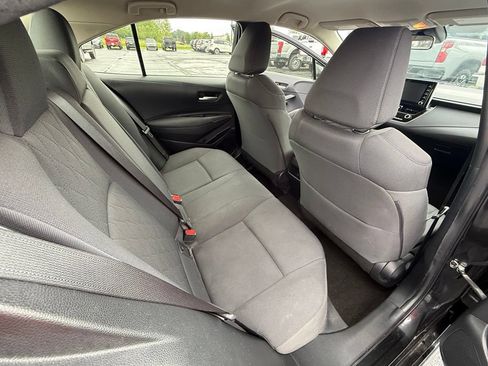 Used 2020 Toyota Corolla LE FWD image 16