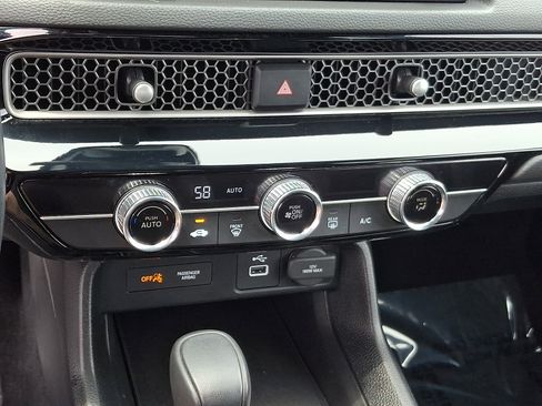 Used 2024 Honda Civic Sport image 15