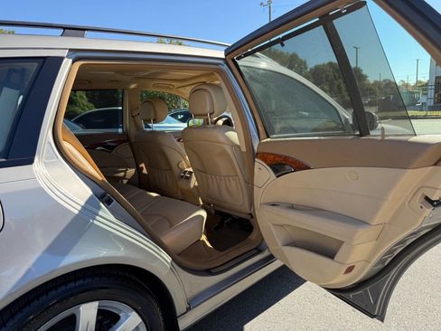 Used 2008 Mercedes-Benz E 350 4MATIC Wagon w/ Premium Pkg 2 image 19