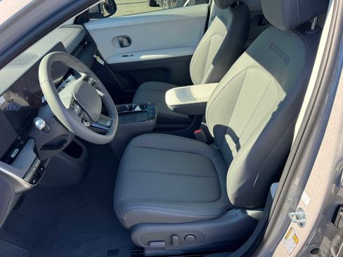 New 2026 Hyundai Ioniq 5 SEL image 9