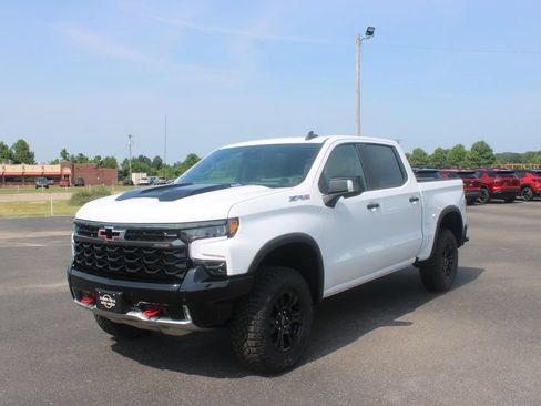 New 2026 Chevrolet Silverado 1500 ZR2 AWD/4WD image 4
