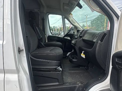 Used 2018 RAM ProMaster 3500 w/ Mopar Trailer Tow Group FWD image 17