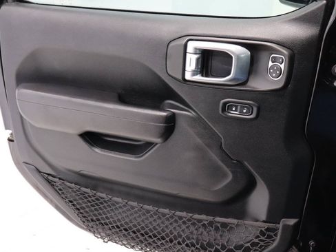 Used 2020 Jeep Wrangler Unlimited Sport S AWD/4WD image 30