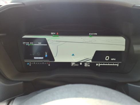 New 2025 Subaru Forester Limited w/ Popular Package image 9