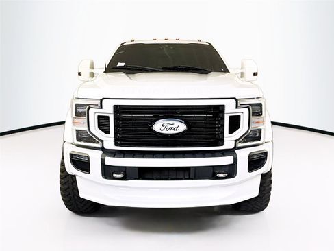 Used 2022 Ford F450 Platinum w/ FX4 Off-Road Package AWD/4WD image 25