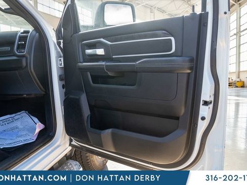 Used 2024 RAM 3500 Big Horn AWD/4WD image 30