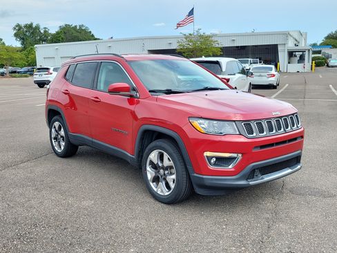 Used 2021 Jeep Compass Limited AWD/4WD image 7