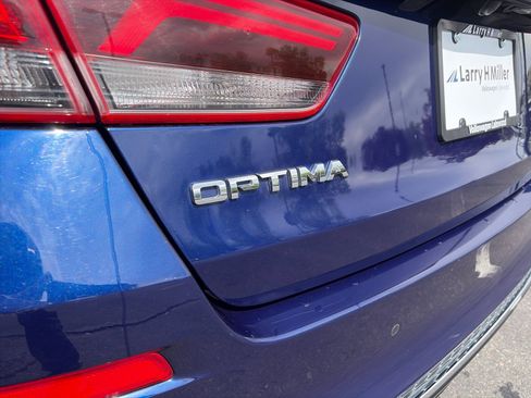 Used 2019 Kia Optima S w/ S Panoramic Sunroof Package FWD image 28
