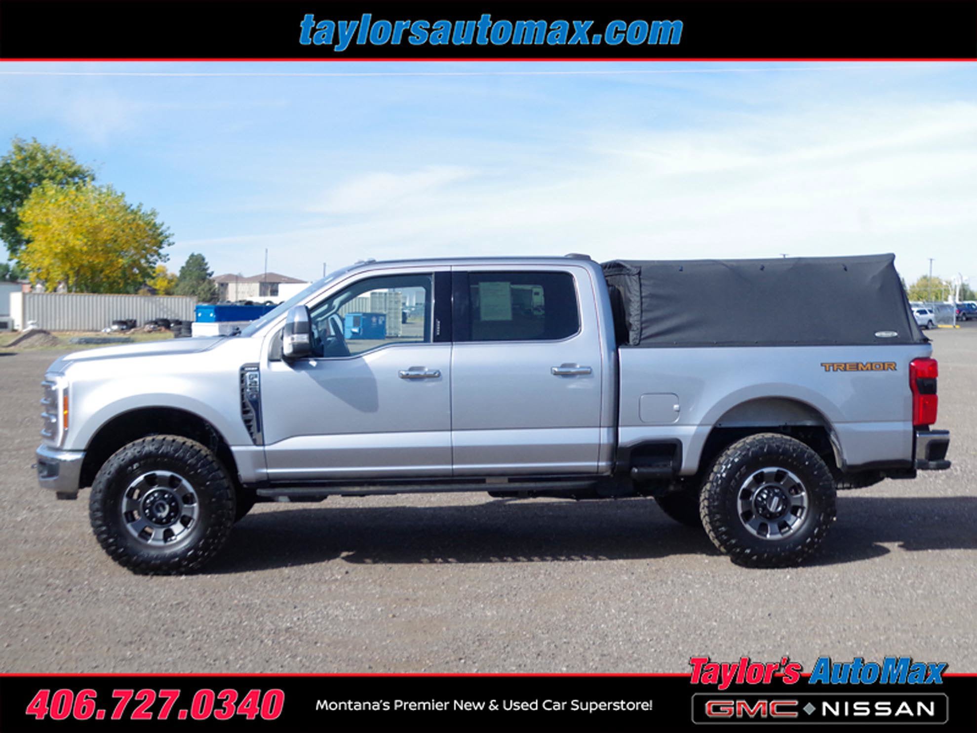Used 2023 Ford F250 Lariat w/ Tremor Off-Road Package AWD/4WD image 43