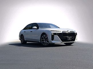 Used 2023 BMW 760i xDrive AWD/4WD video 2