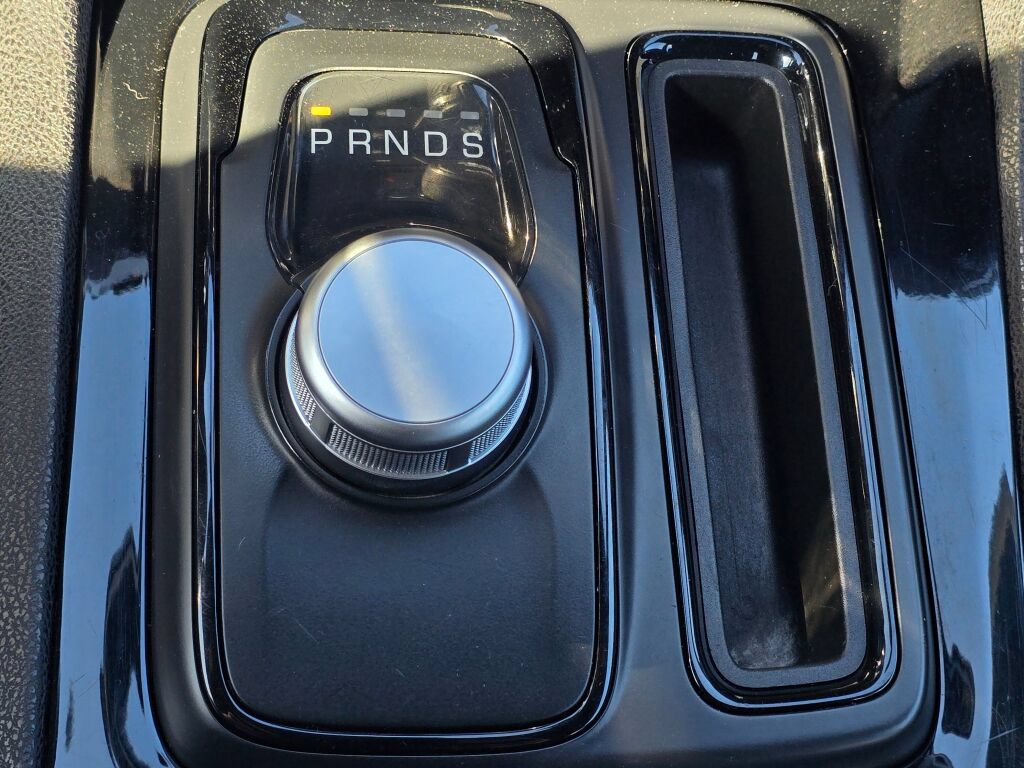 Used 2019 Chrysler 300 S RWD image 26
