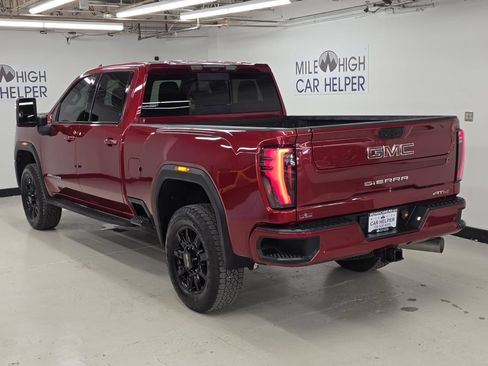 Used 2025 GMC Sierra 2500 AT4 w/ AT4 Premium Plus Package AWD/4WD image 11