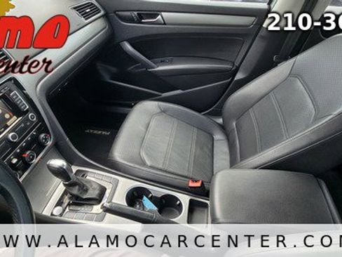 Used 2014 Volkswagen Passat TDI SE image 34