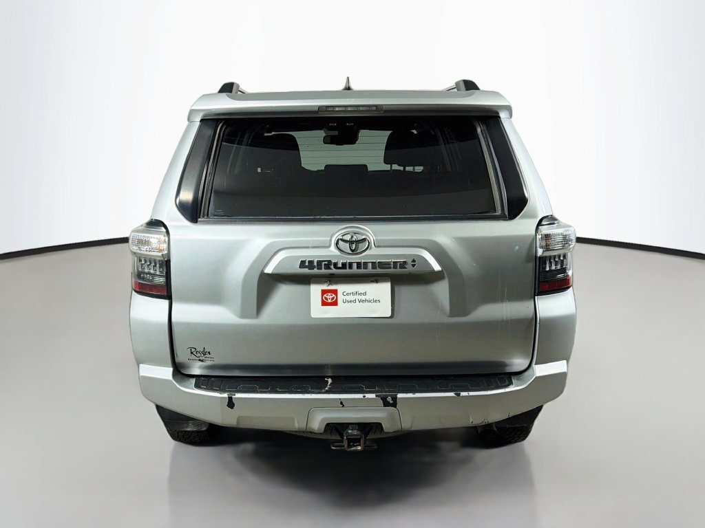 Used 2022 Toyota 4Runner SR5 AWD/4WD image 7
