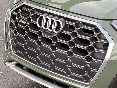 Used 2022 Audi SQ5 Premium Plus w/ Premium Plus Package image 11