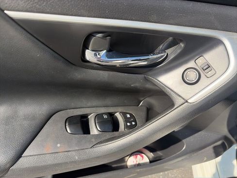 Used 2018 Nissan Altima 2.5 S w/ S Convenience Package image 14