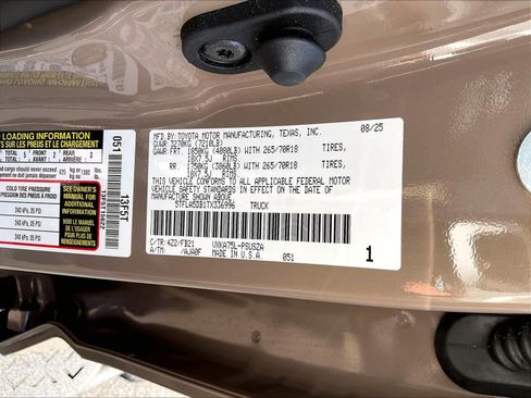 Used 2026 Toyota Tundra SR5 w/ TRD Off-Road Package AWD/4WD image 32