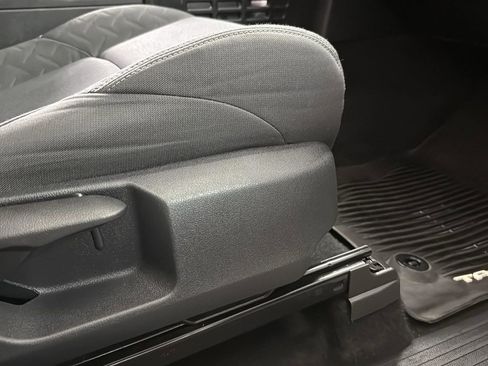 Used 2024 Toyota Tacoma TRD Sport image 25