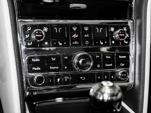 Certified 2020 Bentley Mulsanne Speed image 38