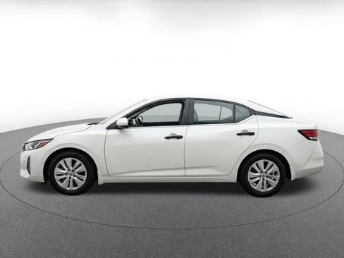 Used 2025 Nissan Sentra S FWD image 4