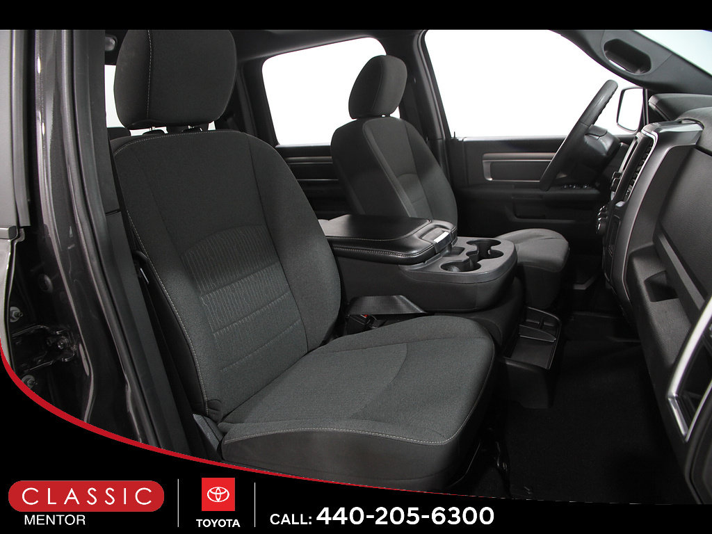 Used 2024 RAM 1500 Warlock AWD/4WD image 17