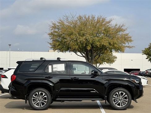 New 2025 Toyota 4Runner Limited image 3