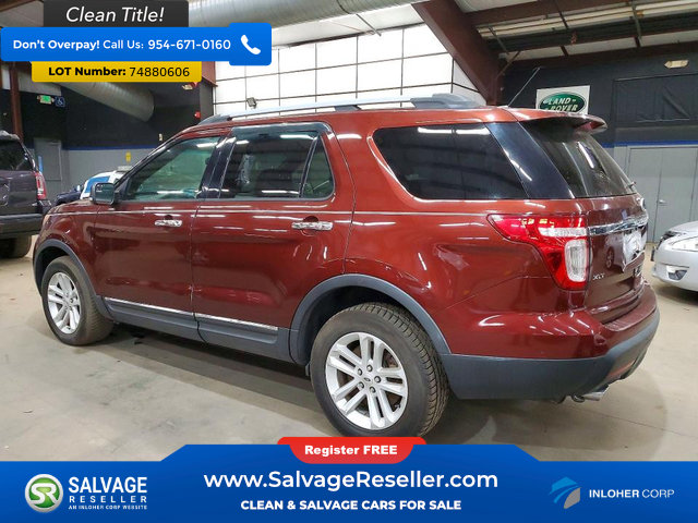 Used 2015 Ford Explorer XLT w/ Equipment Group 202B AWD/4WD image 3