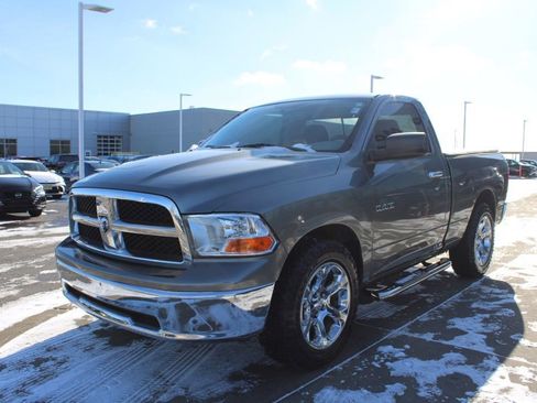 Used 2010 Dodge Ram 1500 Truck SLT image 3
