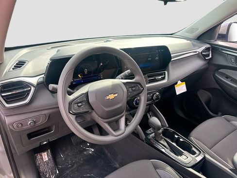 New 2026 Chevrolet TrailBlazer LT FWD image 10