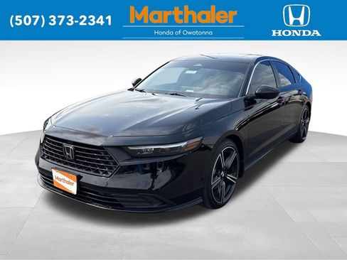 Used 2025 Honda Accord Sport image 1