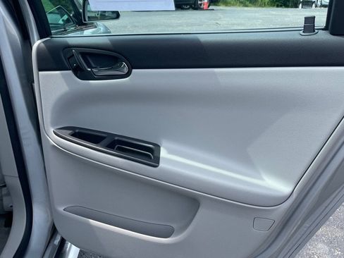 Used 2013 Chevrolet Impala LS FWD image 18