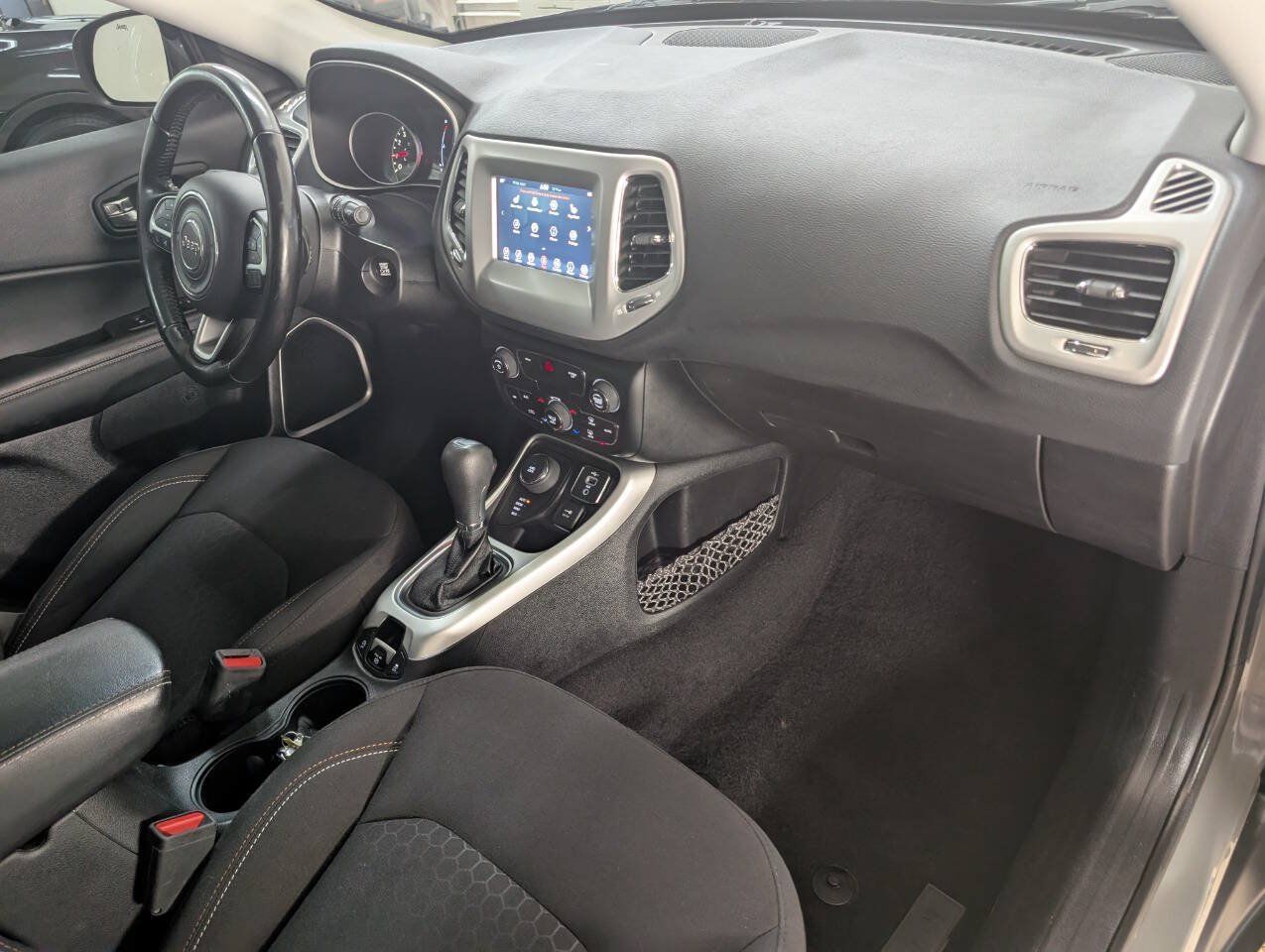Used 2021 Jeep Compass Sport AWD/4WD image 20