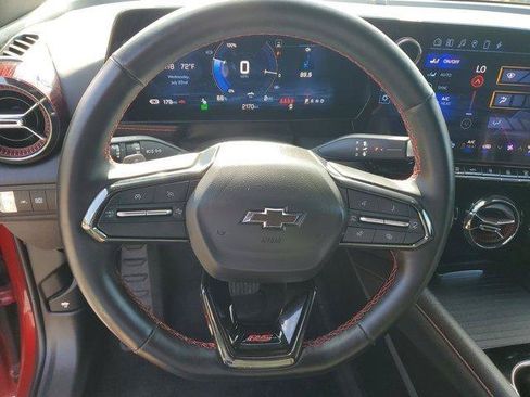 Used 2024 Chevrolet Blazer EV RS AWD/4WD image 18