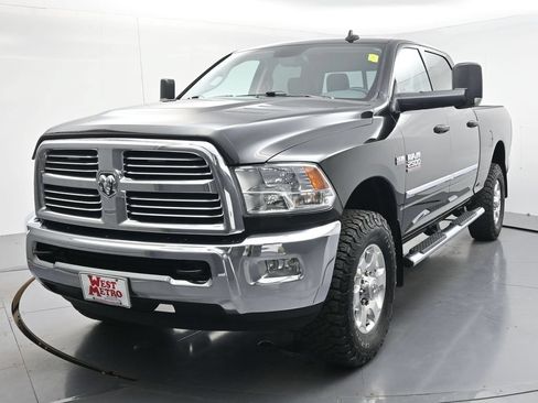 Used 2016 RAM 2500 Big Horn AWD/4WD image 3
