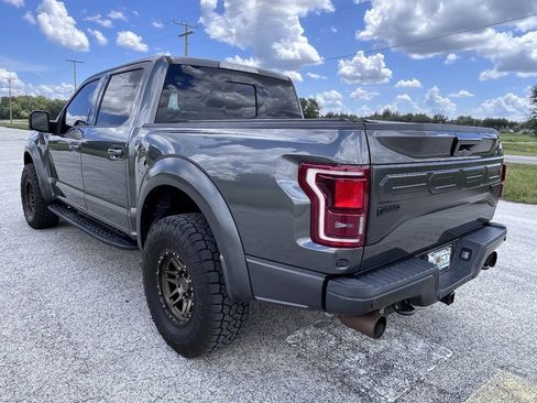 Used 2017 Ford F150 Raptor w/ Equipment Group 802A Luxury AWD/4WD image 6