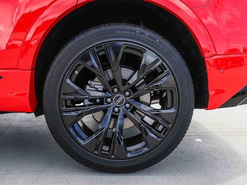New 2025 Audi Q8 Premium Plus AWD/4WD image 13